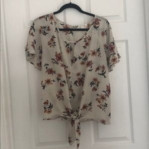 Floral front tie blouse with key hole detailing